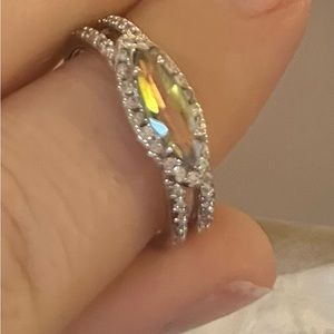Beautiful Bomb Party Size 8 Rainbow Green Topaz Ring